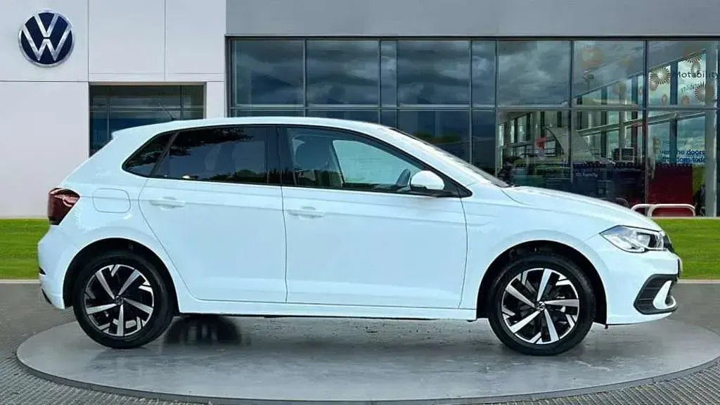 Used VW Polo Match 95 HP (69 kW) 2026 Pure white Hatchback