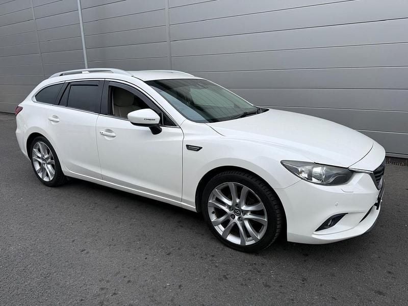 Used Mazda 6 Inclusive 150 HP (110 kW) 2015 White Estate