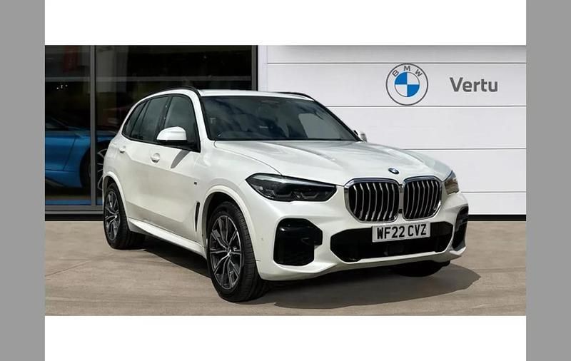 White Used 2022 BMW X5 M Sport SUV | £46,995 (Super price) - Image 1/4