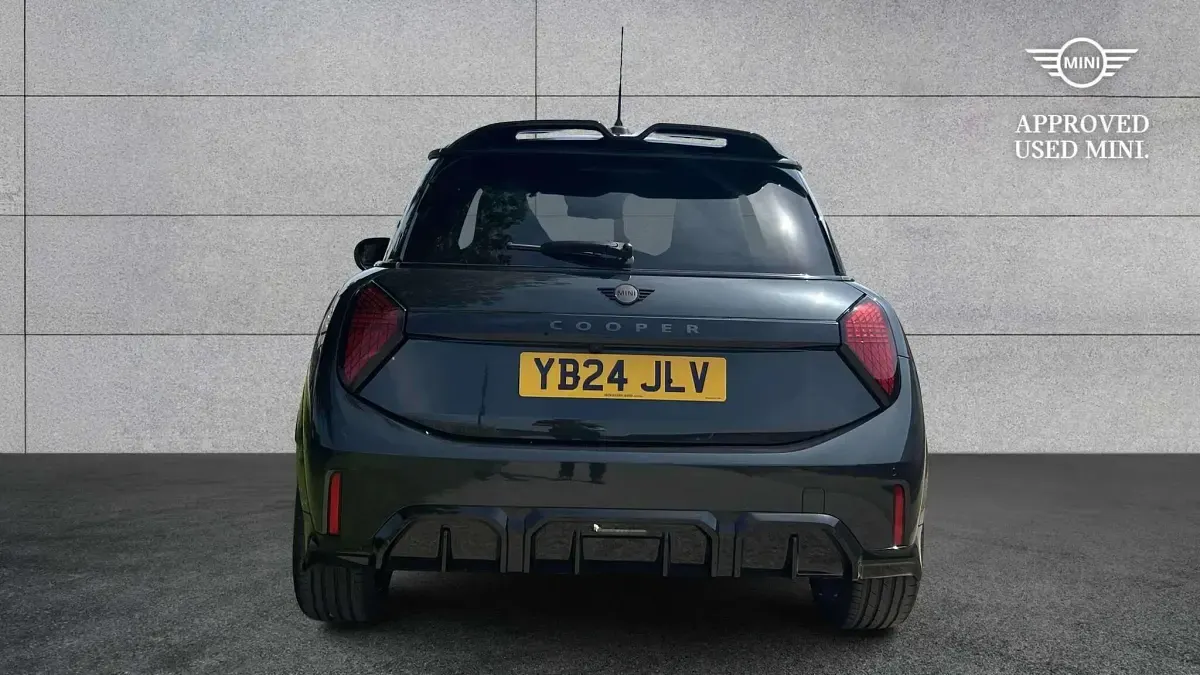 Used Mini Cooper Hatch 154 HP (113 kW) 2024 Grey Hatchback