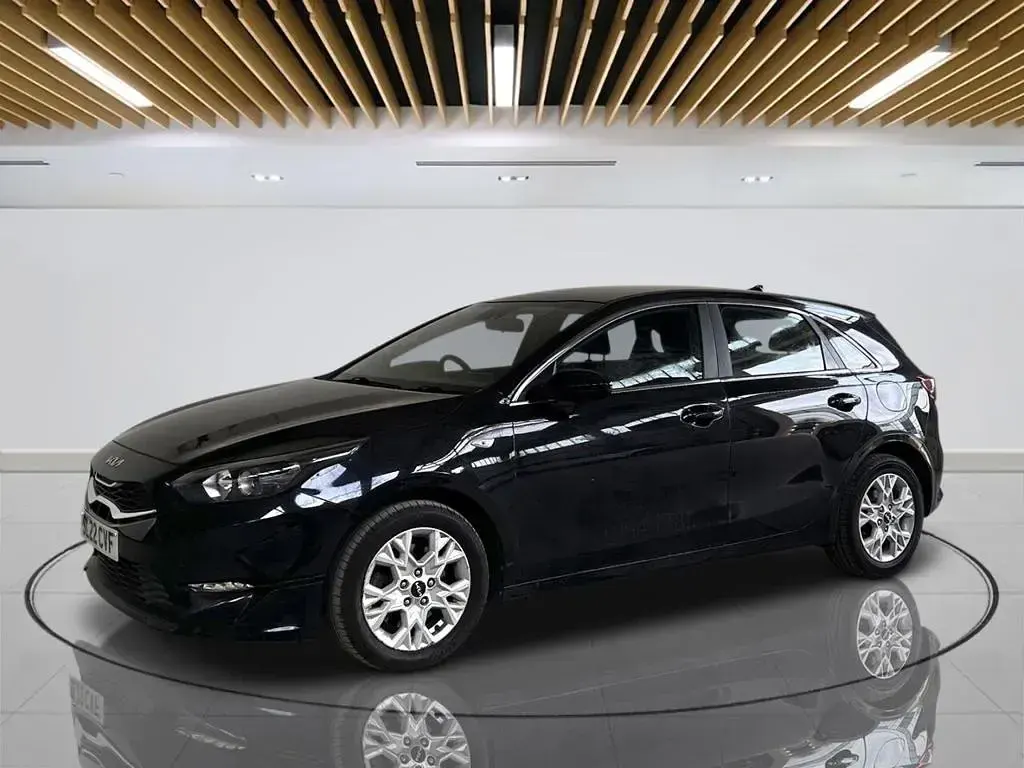 Used Kia Ceed 118 HP (86 kW) 2022 Black Hatchback