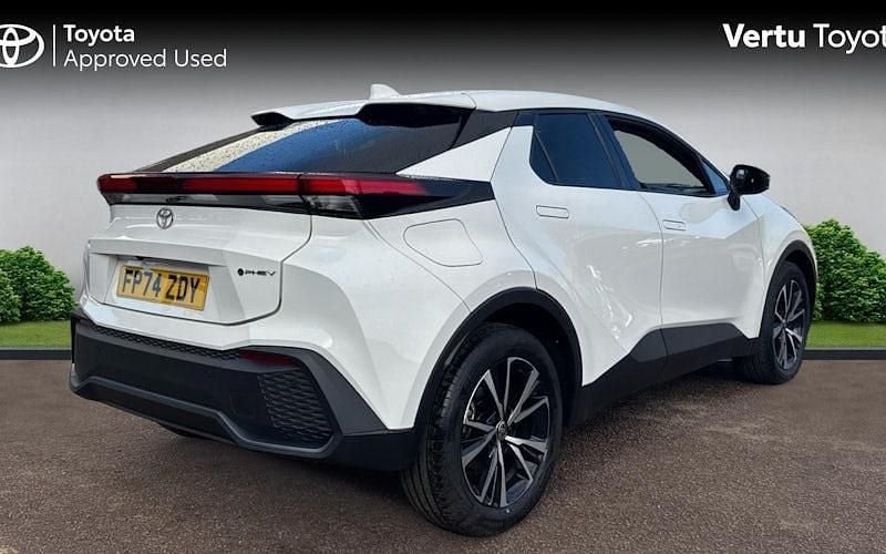 Used Toyota C-HR Design 223 HP (164 kW) 2026 SUV