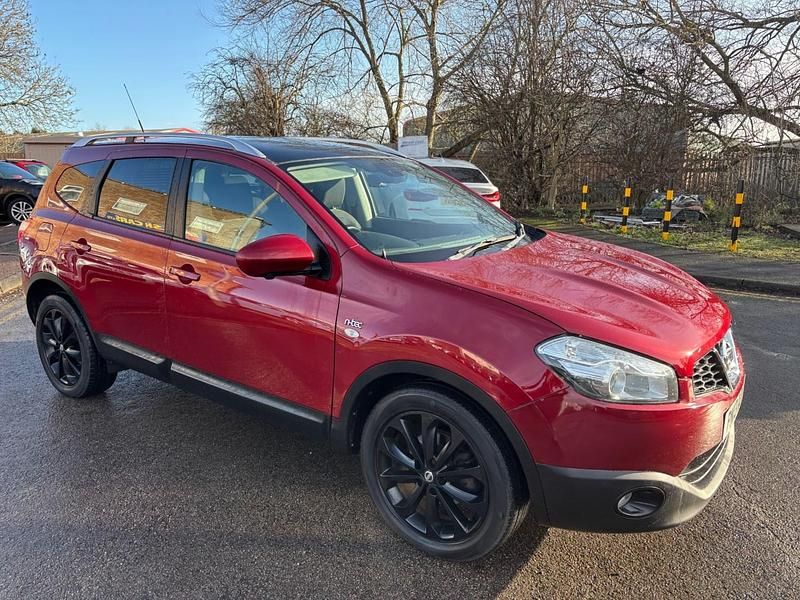 Second-hand Nissan Qashqai +2 N-TEC 110 CP (80 kW) 2013 Roșu SUV