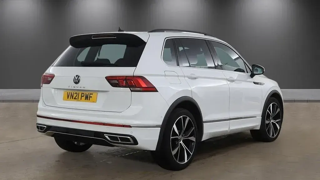 Used VW Tiguan R-line 150 HP (110 kW) 2021 White SUV