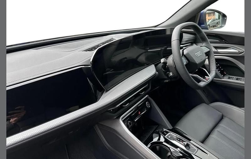 Used Audi Q5 S-Line 268 HP (197 kW) 2025 Blue SUV