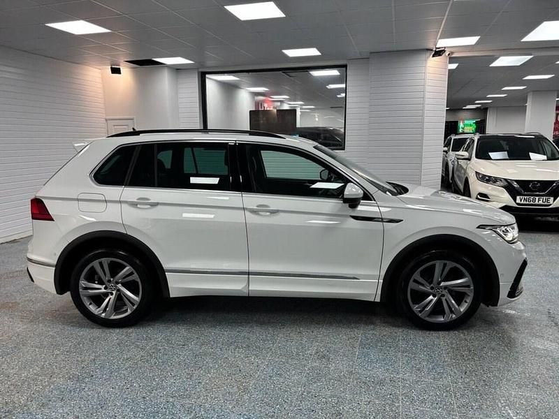 Used VW Tiguan R-line Edition 150 HP (110 kW) 2022 White SUV