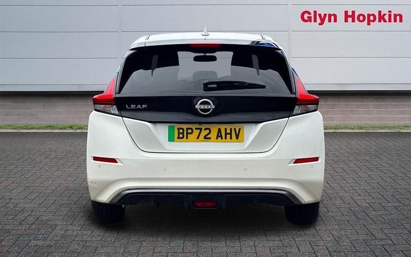 Second-hand Nissan Leaf N-Connecta 110 kW (150 CP) 2025 Hatchback