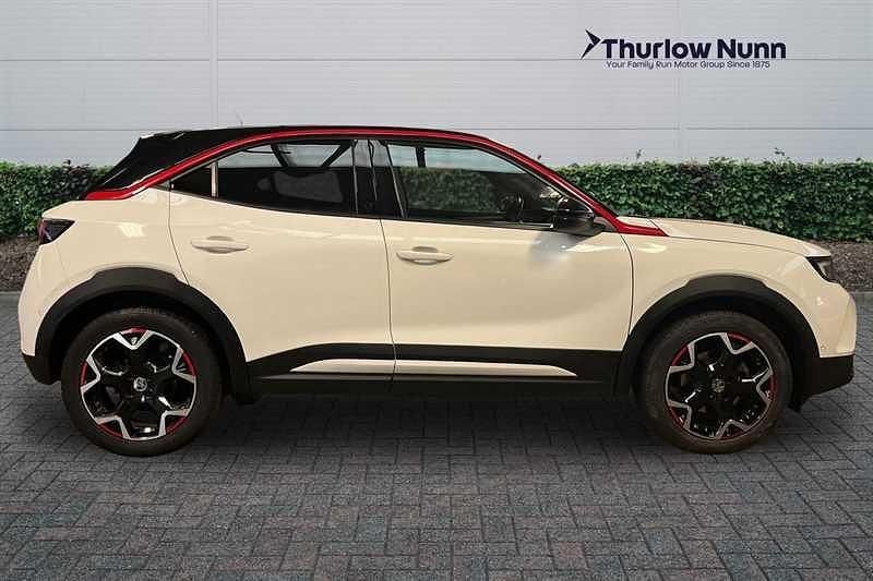 Used Vauxhall Mokka SRi 100 kW (136 HP) 2021 White SUV
