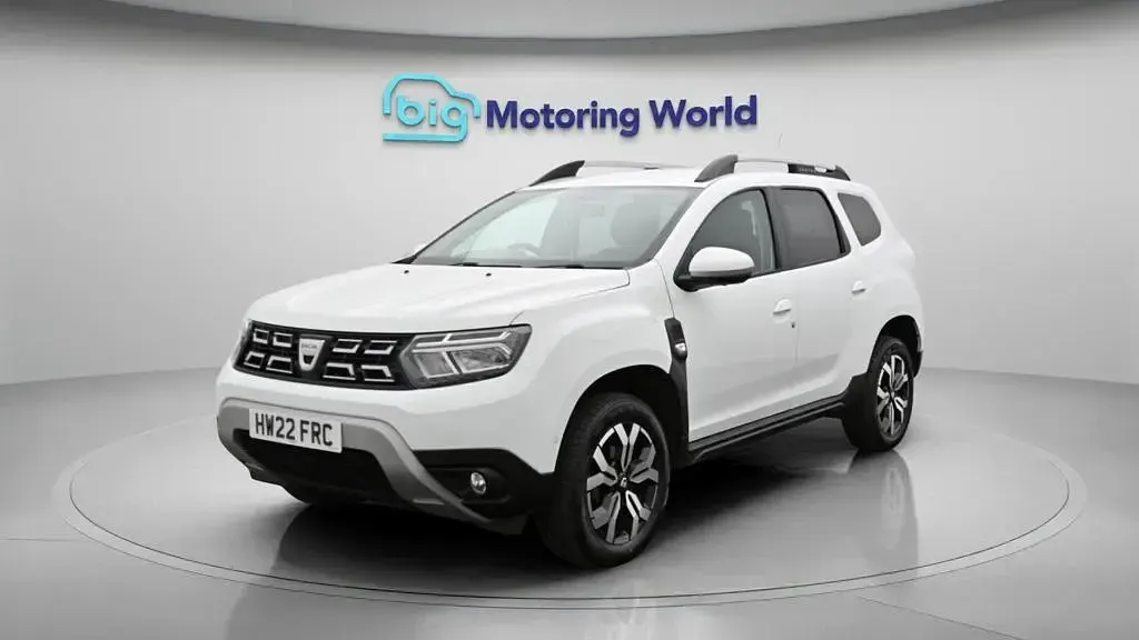 Used Dacia Duster Prestige 150 HP (110 kW) 2022 White SUV