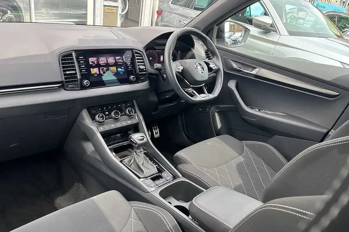 Used Skoda Karoq SportLine 110 HP (80 kW) 2023 Brilliant silver metallic SUV