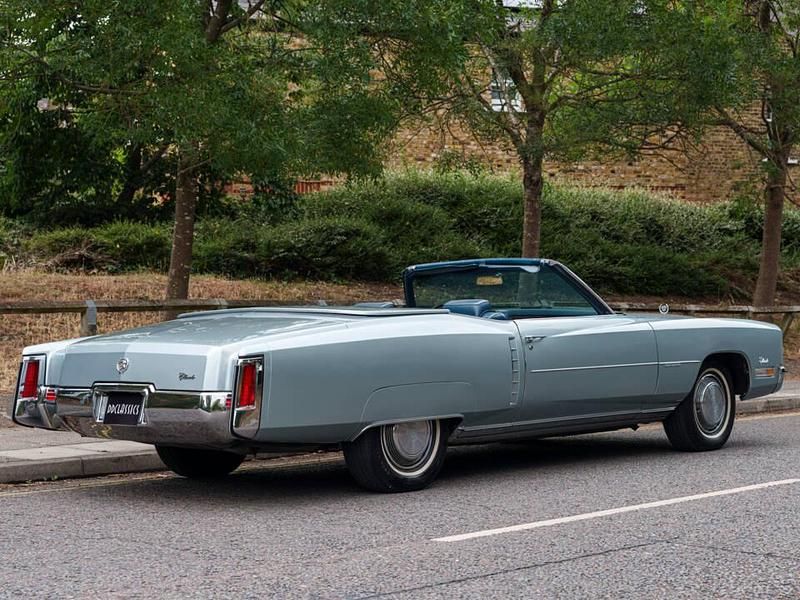Used Cadillac Fleetwood 238 HP (175 kW) 1972 Blue Sedan