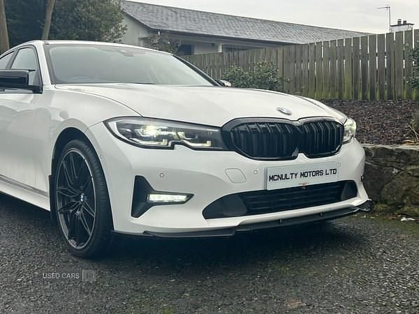 Used BMW 318 M Performance 150 HP (110 kW) 2021 White Sedan