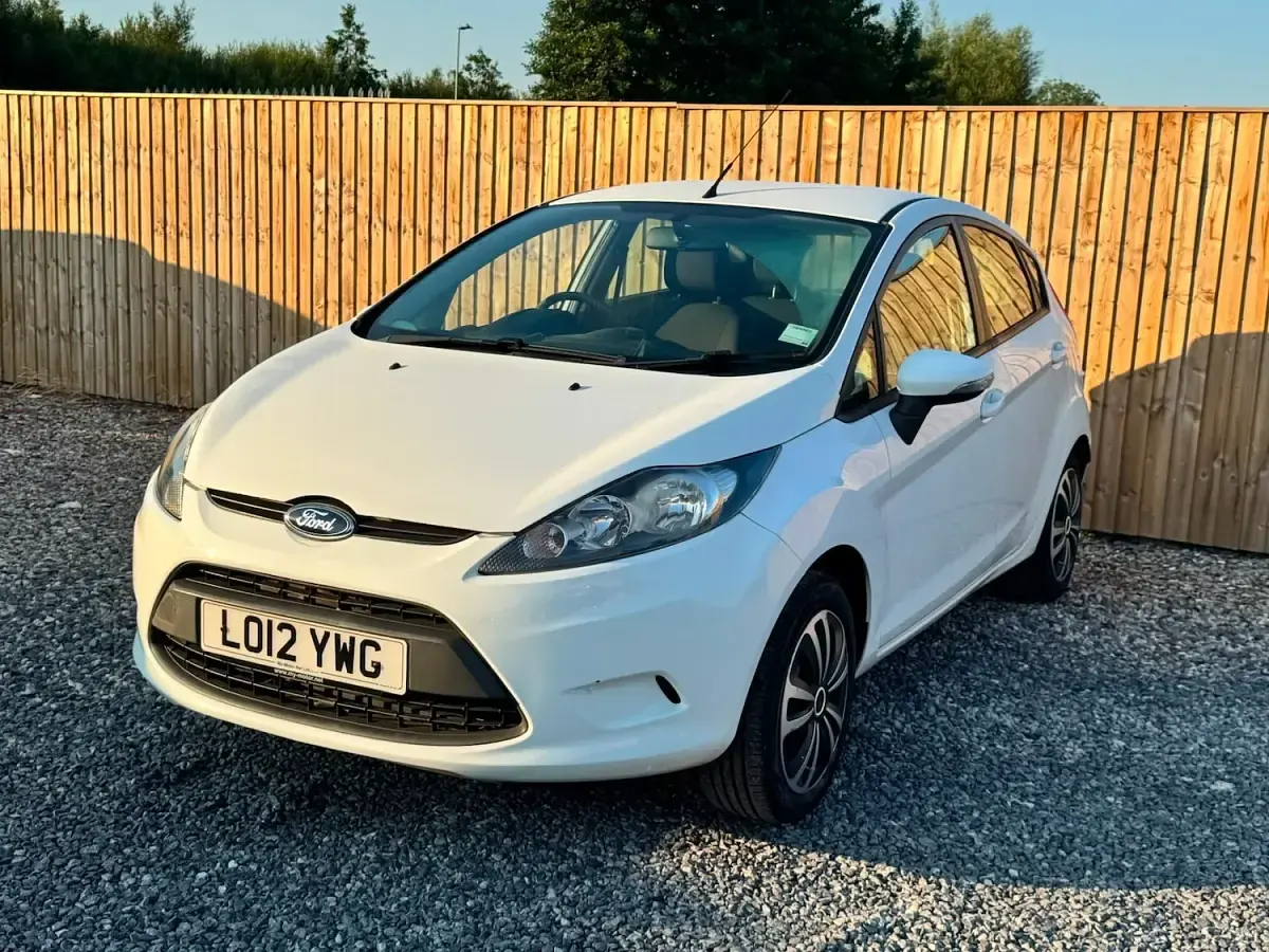 Used Ford Fiesta 2012 White Hatchback