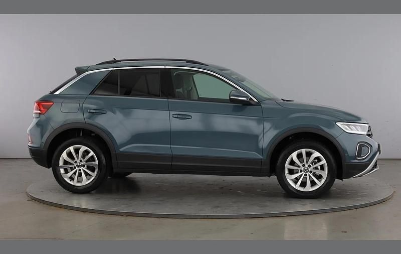 Used VW T-Roc Match 150 HP (110 kW) 2025 Blue SUV