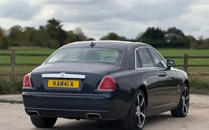 Used Rolls Royce Ghost 571 HP (419 kW) 2014 Grey Sedan