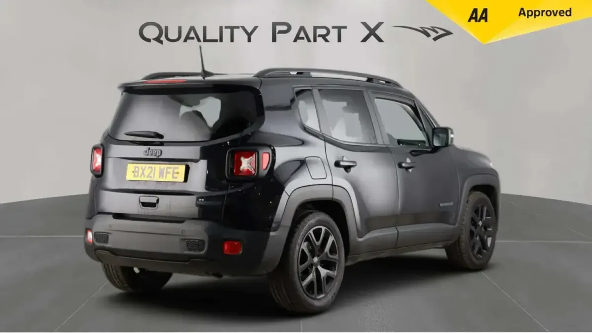 Begagnad Jeep Renegade Night Eagle 150 HK (110 kW) 2021 Svart SUV