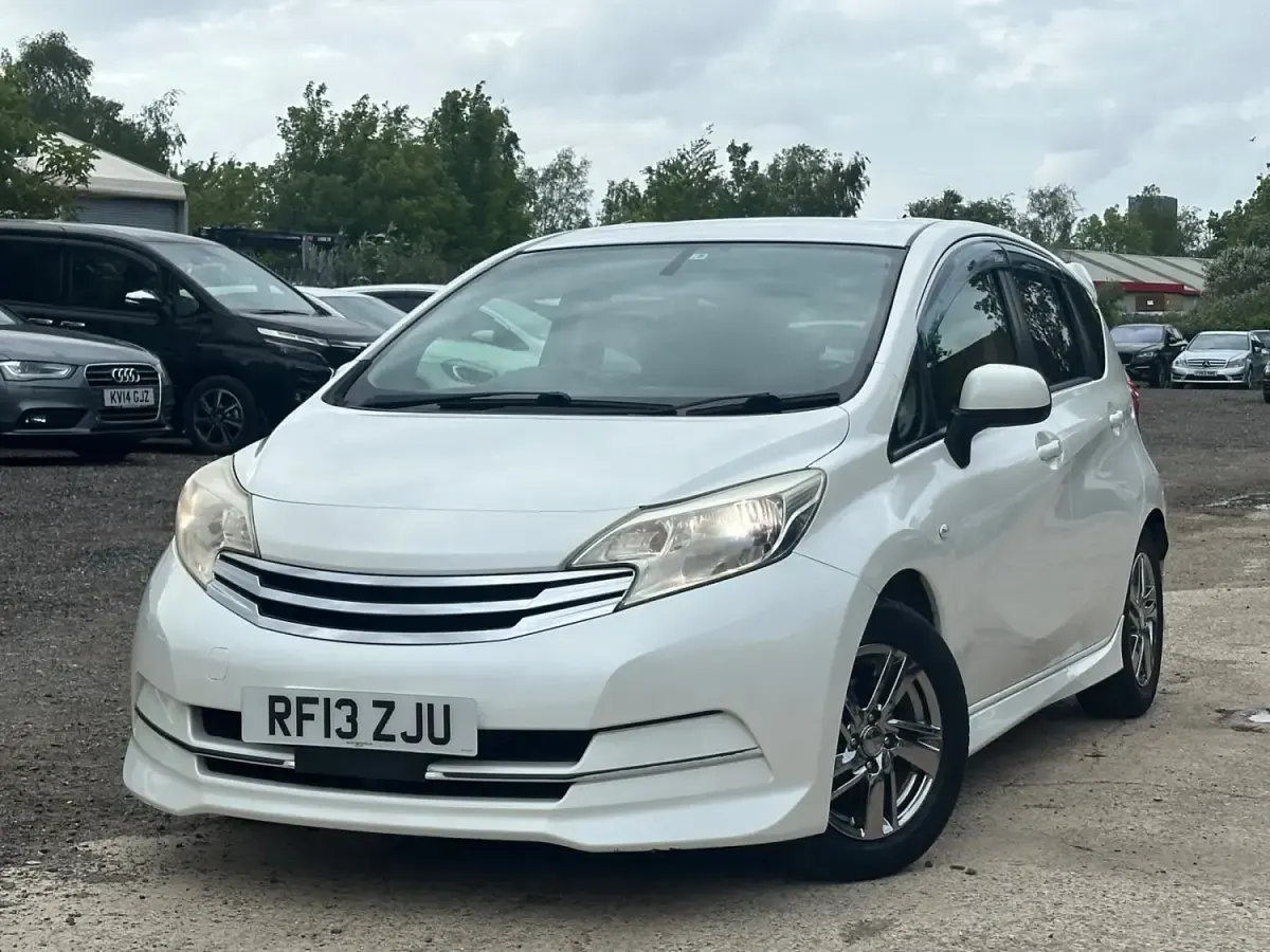 Used Nissan Note 2024 White Hatchback