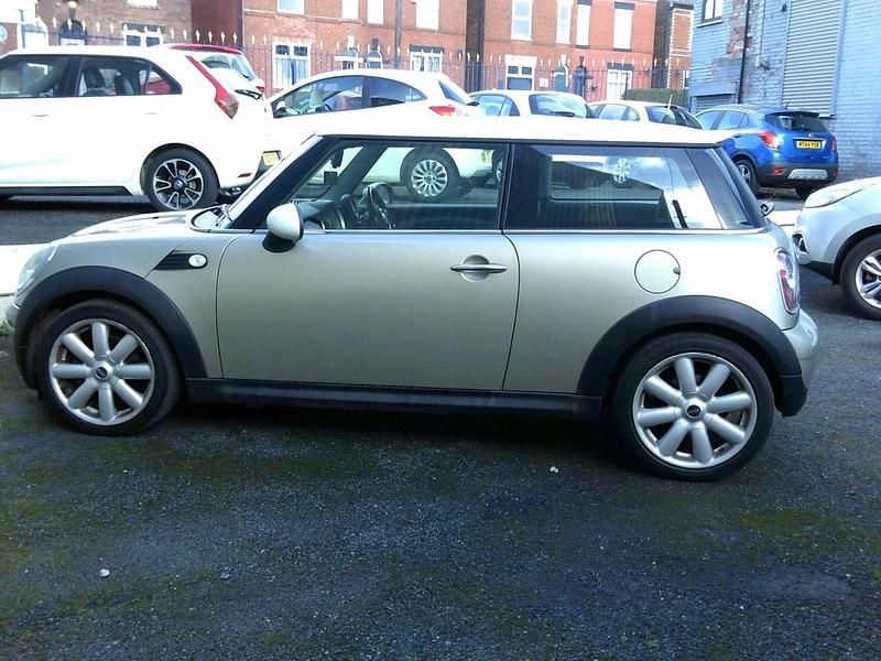 Used Mini Cooper D Hatch 2009 Silver Hatchback