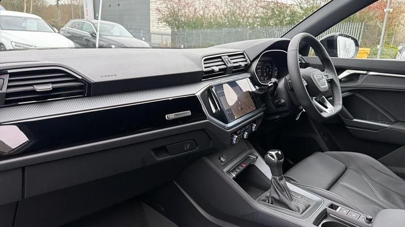 Used Audi Q3 Black Edition 150 HP (110 kW) 2025 Blue SUV