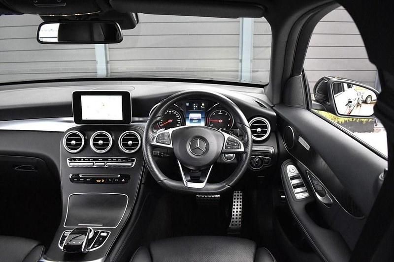 Used Mercedes GLC220 AMG line 170 HP (125 kW) 2016 Black Estate