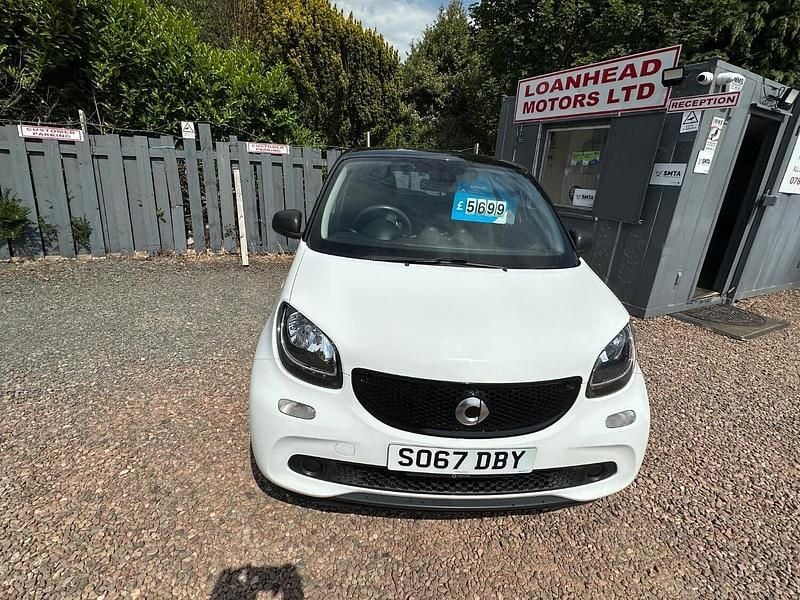 Black Used 2018 Smart ForFour Passion Hatchback | £5,699 (Fair price) - Image 1/3