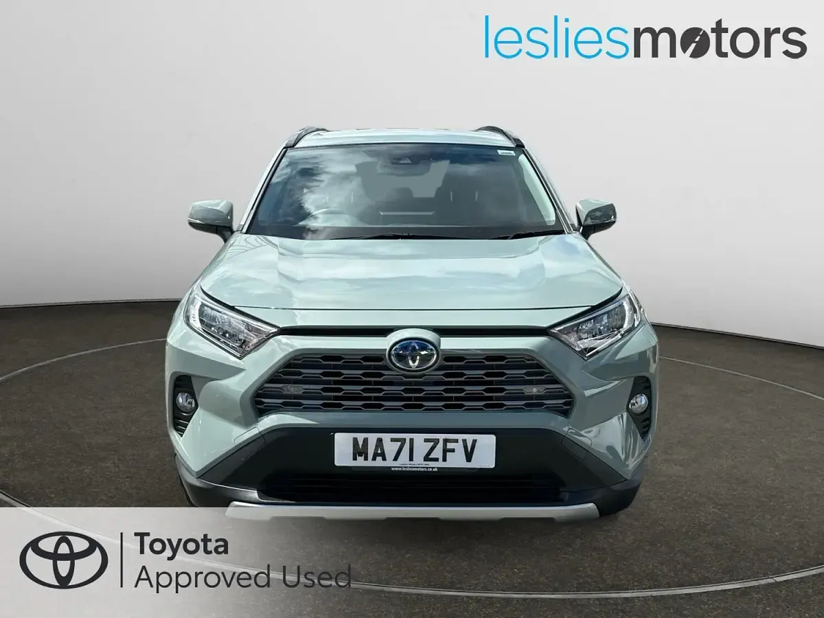 Used Toyota RAV4 Design 2021 Green SUV