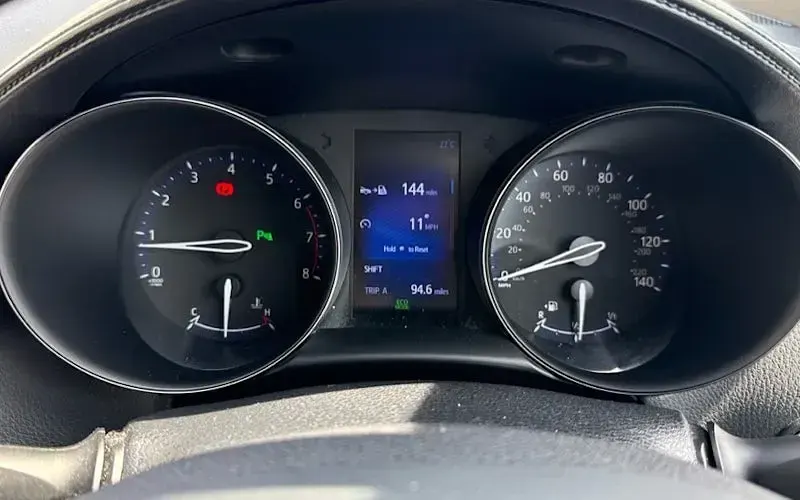 Used Toyota C-HR Design 116 HP (85 kW) 2018 Blue SUV