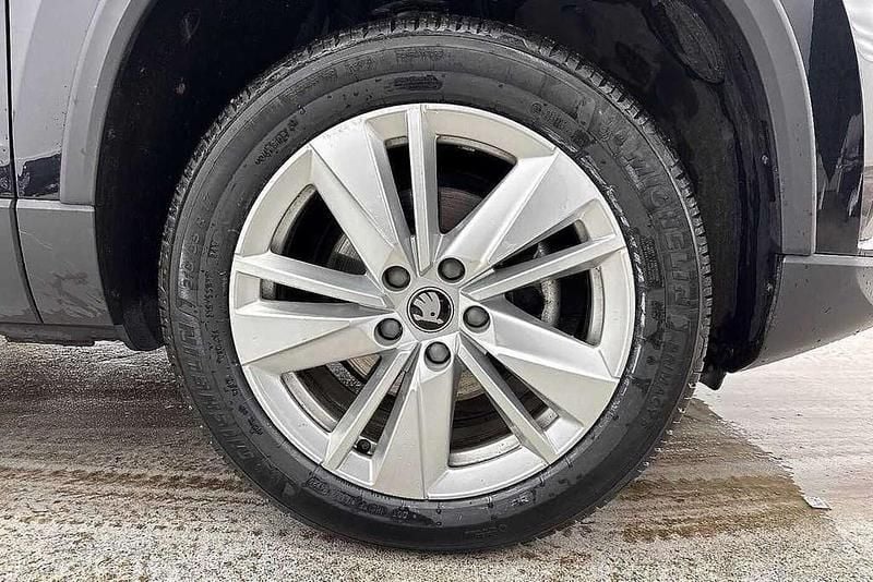 Used Skoda Karoq SE 113 HP (83 kW) 2025 Black magic pearl effect SUV