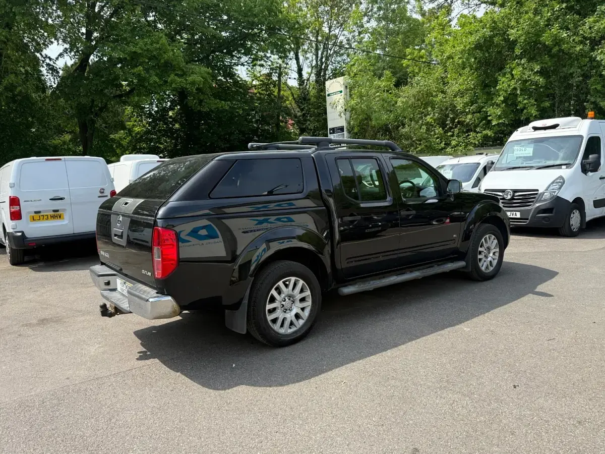 Usado Nissan Navara 2011 Negro Pickup/Camioneta