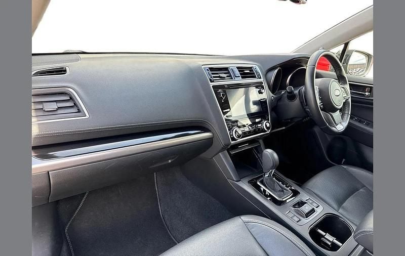 Second-hand Subaru Outback Premium 173 CP (127 kW) 2021 Gri Break