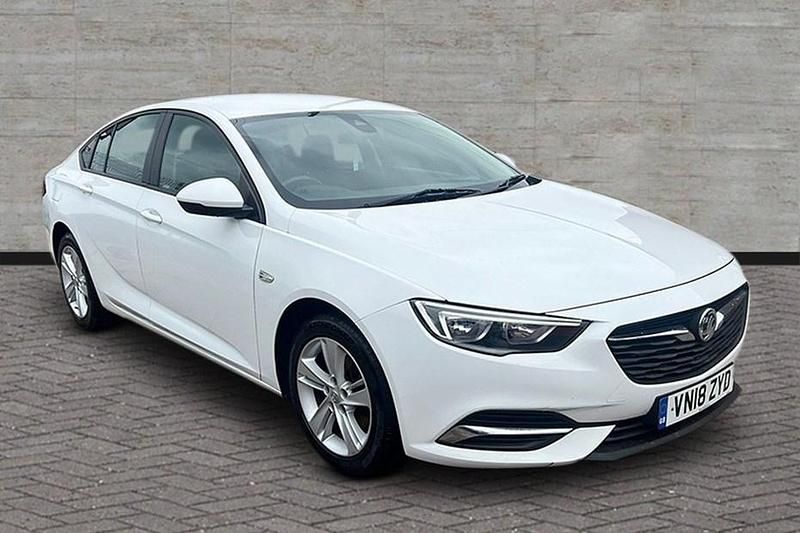 Used 2018 Vauxhall Insignia Design Edition | £5,995 (Fair price) - Image 1/1