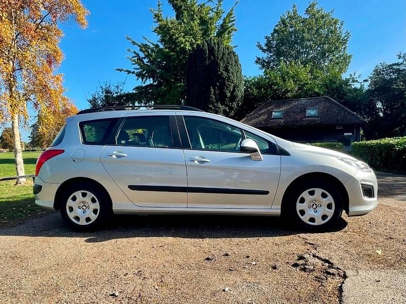 Used Peugeot 308 Access 92 HP (67 kW) 2012 Silver Estate
