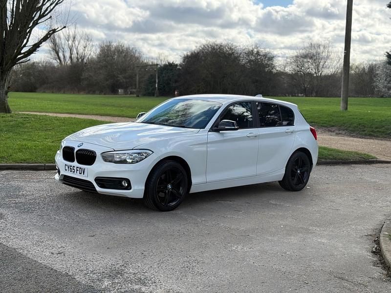 Used BMW 118 Sport Line 2016 White Hatchback
