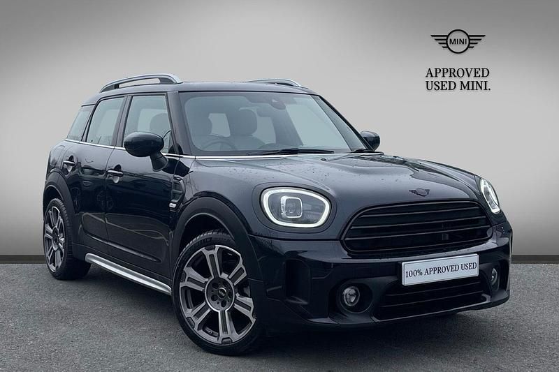 Used Mini Cooper Countryman Exclusive 134 HP (98 kW) 2022 Black SUV