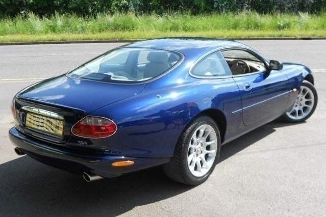 Used Jaguar XKR 370 HP (272 kW) 2001 Coupe