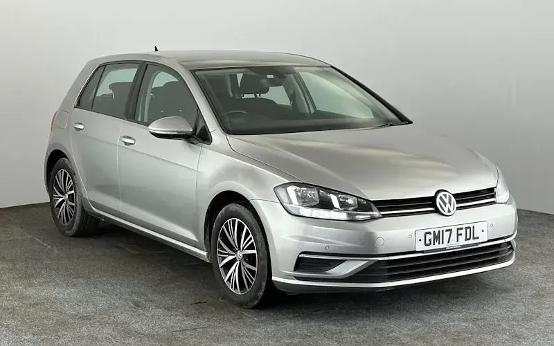 Used VW Golf VII SE 125 HP (91 kW) 2017 Hatchback