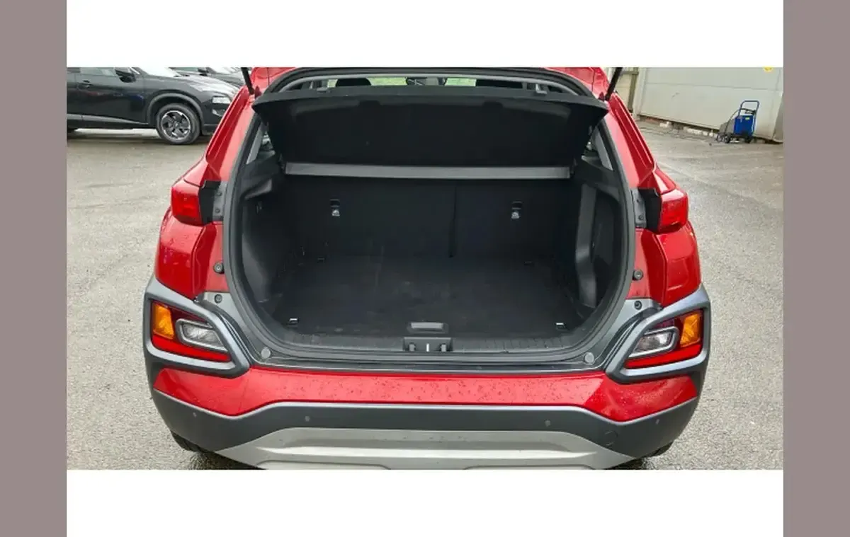Used Hyundai Kona Premium 120 HP (88 kW) 2019 Red SUV