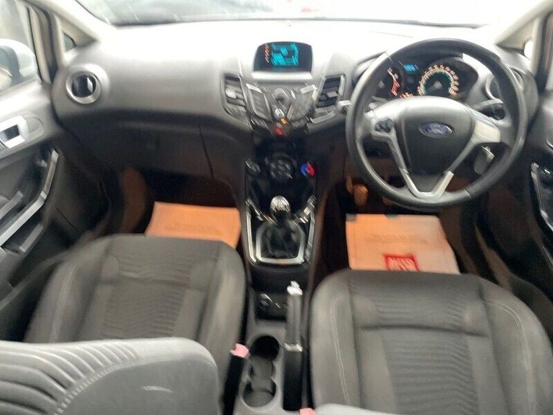 Image 2/4