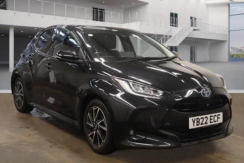 Used 2022 Toyota Yaris Hybrid Design | £13,600 (Fair price) - Image 1/1