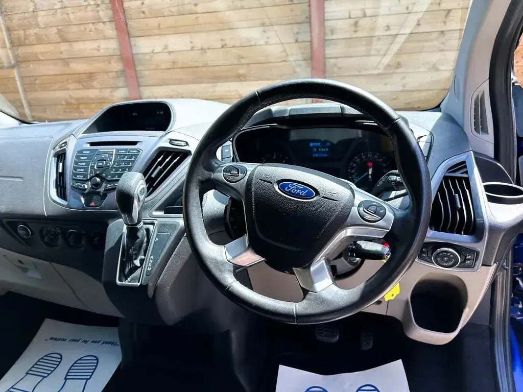 Used Ford Tourneo Titanium 130 HP (95 kW) 2017 Blue MPV