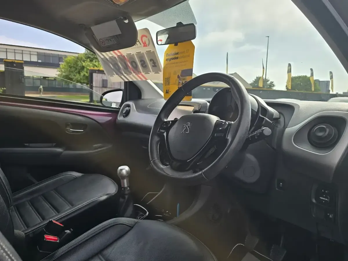 Used Peugeot 108 82 HP (60 kW) 2016 Mauve Hatchback