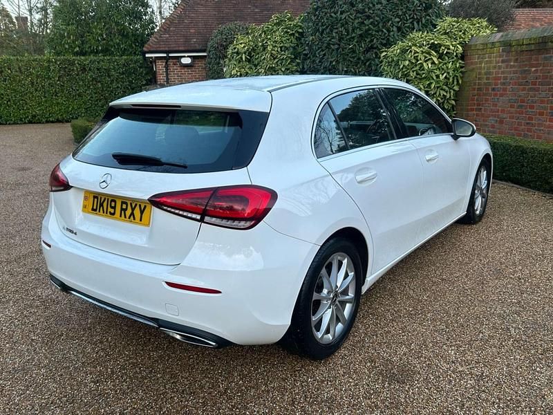 Used Mercedes A180 2019 White Hatchback