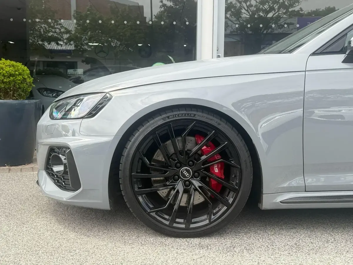 Used Audi RS4 Design 450 HP (330 kW) 2022 Grey Estate