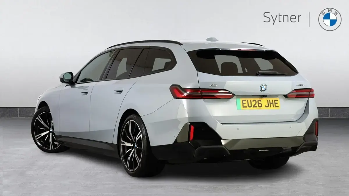 Used BMW i5 M Sport 246 kW (335 HP) 2026 Grey Estate