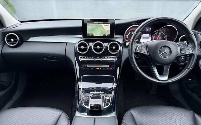 Käytetty Mercedes C220 170 HP (125 kW) 2015 Sedan