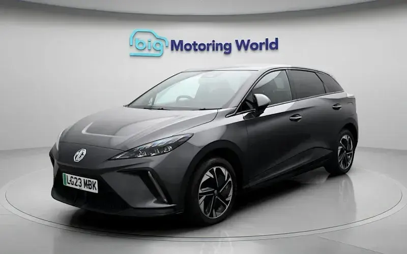 Usado MG MG4 EV Trophy 150 kW (204 HP) 2025 Citadino
