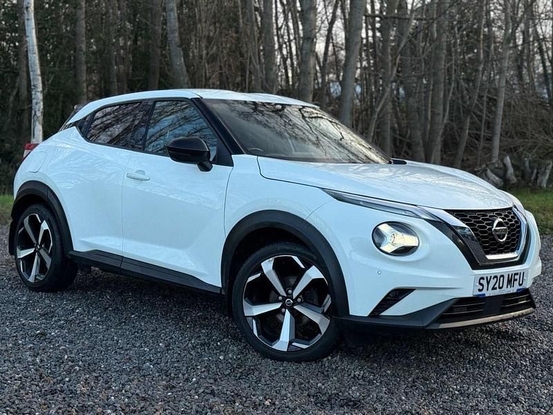 White Used 2020 Nissan Juke Tekna SUV | £10,995 (Fair price) - Image 1/4