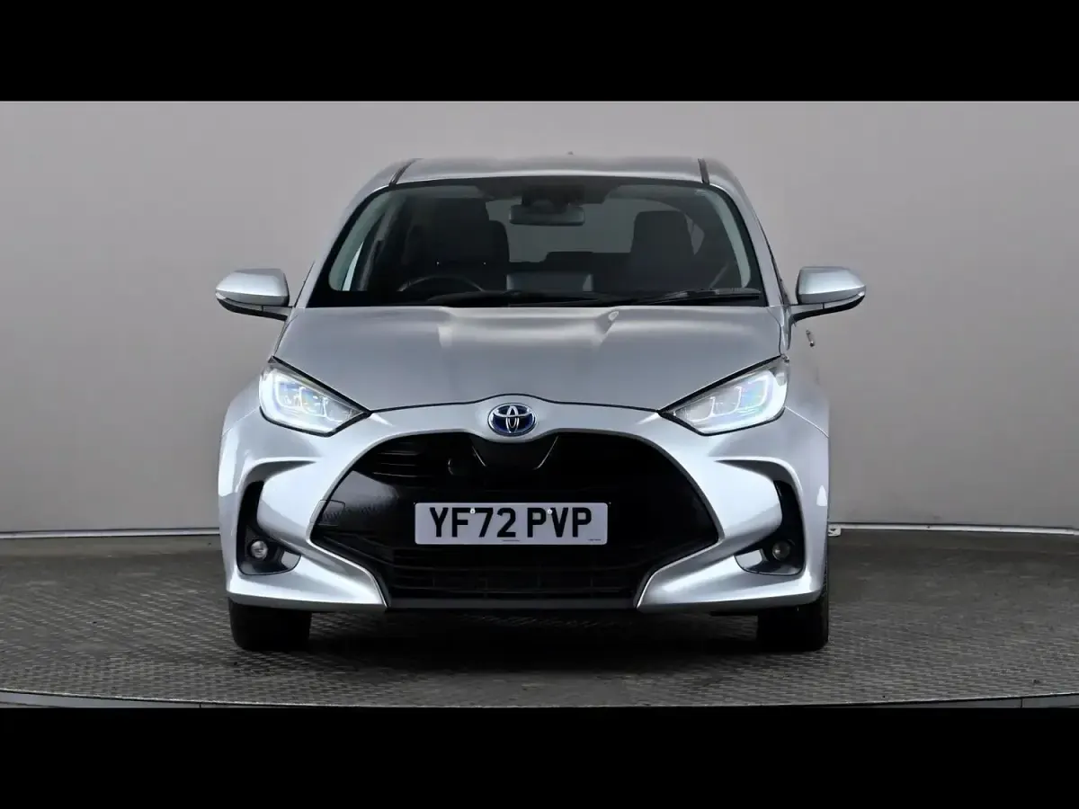 Used Toyota Yaris Design 2023 Silver Hatchback