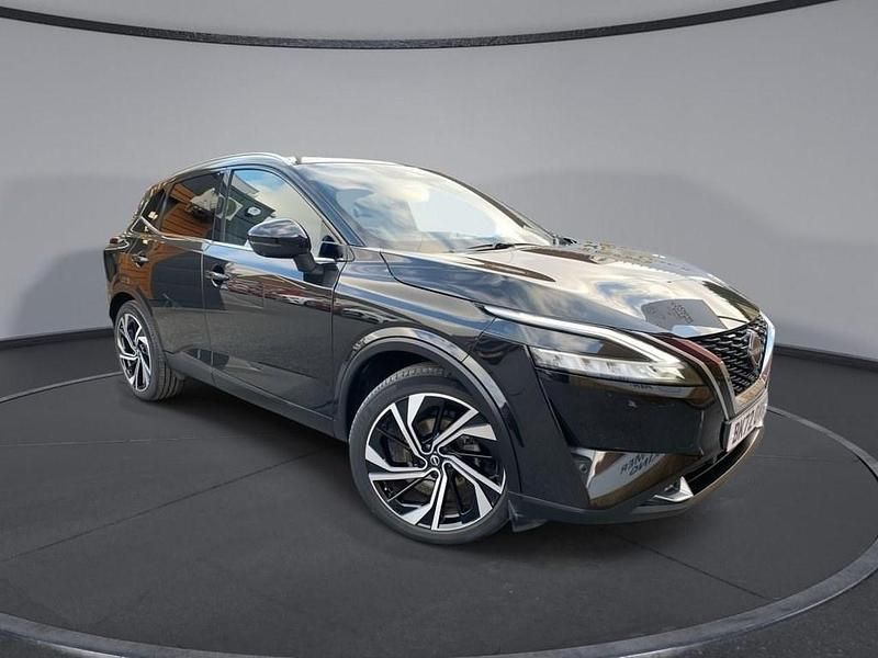 Black Used 2022 Nissan Qashqai Tekna+ SUV | £20,799 (Expensive) - Image 1/4