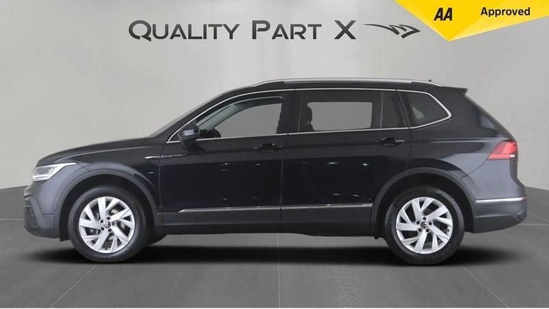 Used VW Tiguan Allspace Life 150 HP (110 kW) 2022 Black SUV